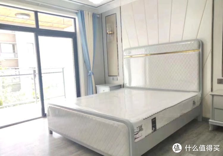 119㎡現代簡約三居室，20萬全包給熟人裝修，還沒開始入住先曬曬