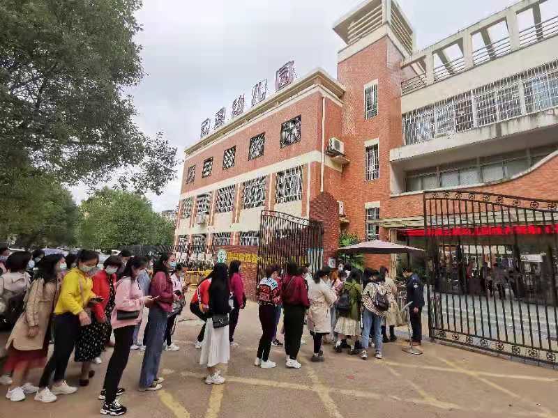 幼兒園裝修_立新環保園幼兒園分園_荷花池幼兒園分園地址