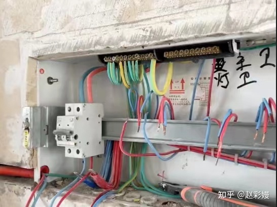 專業美發店裝修_專業裝修_專業旅館裝修