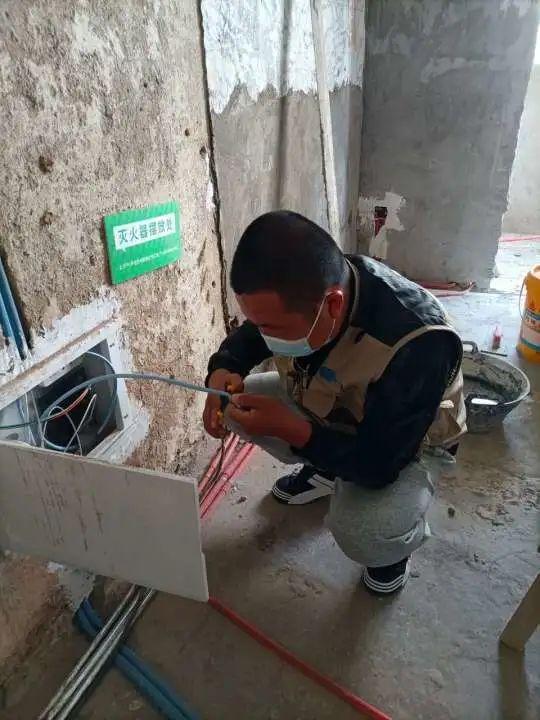 建筑滅火器配置驗收及檢查規范word格式_建筑裝飾裝修工程質量驗收規范_工程裝修驗收