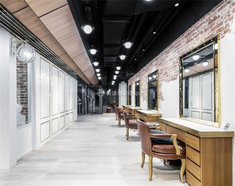 快樂辛巴兒童理發(開福店)怎么樣_易簡理發器有實體店嗎_理發店裝修