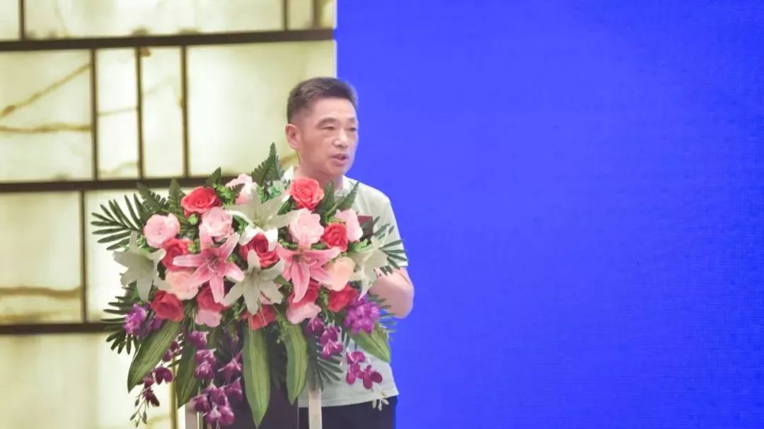 自助餐廳裝修效果工業風圖_室內裝修效果圖_室內手繪效果圖呢圖網