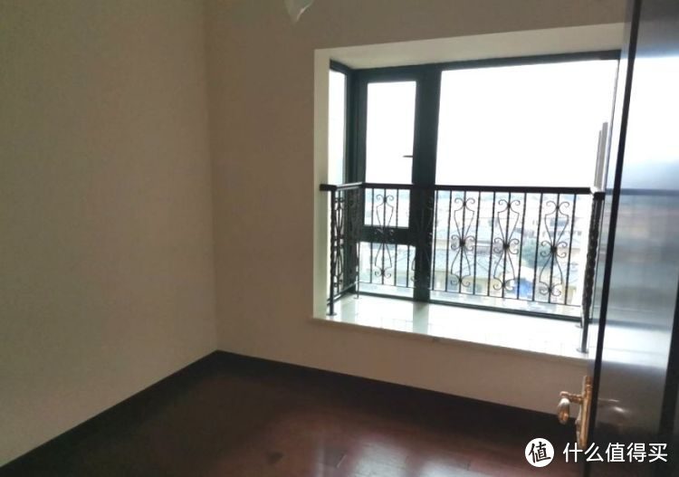 首付10萬入手的單身公寓，51㎡一室一廳恒大精裝房，月供1200元
